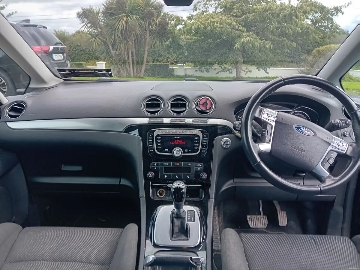 Ford Galaxy 2013 - Image 2