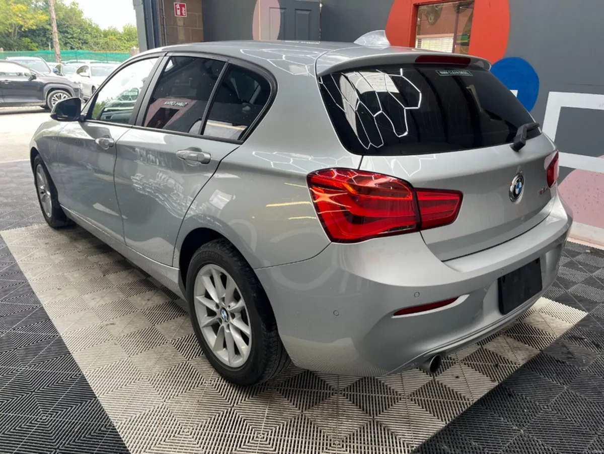 BMW 1-Series 2017 BMW 118D STYLE 2.0 AUTOMATIC  84 - Image 5