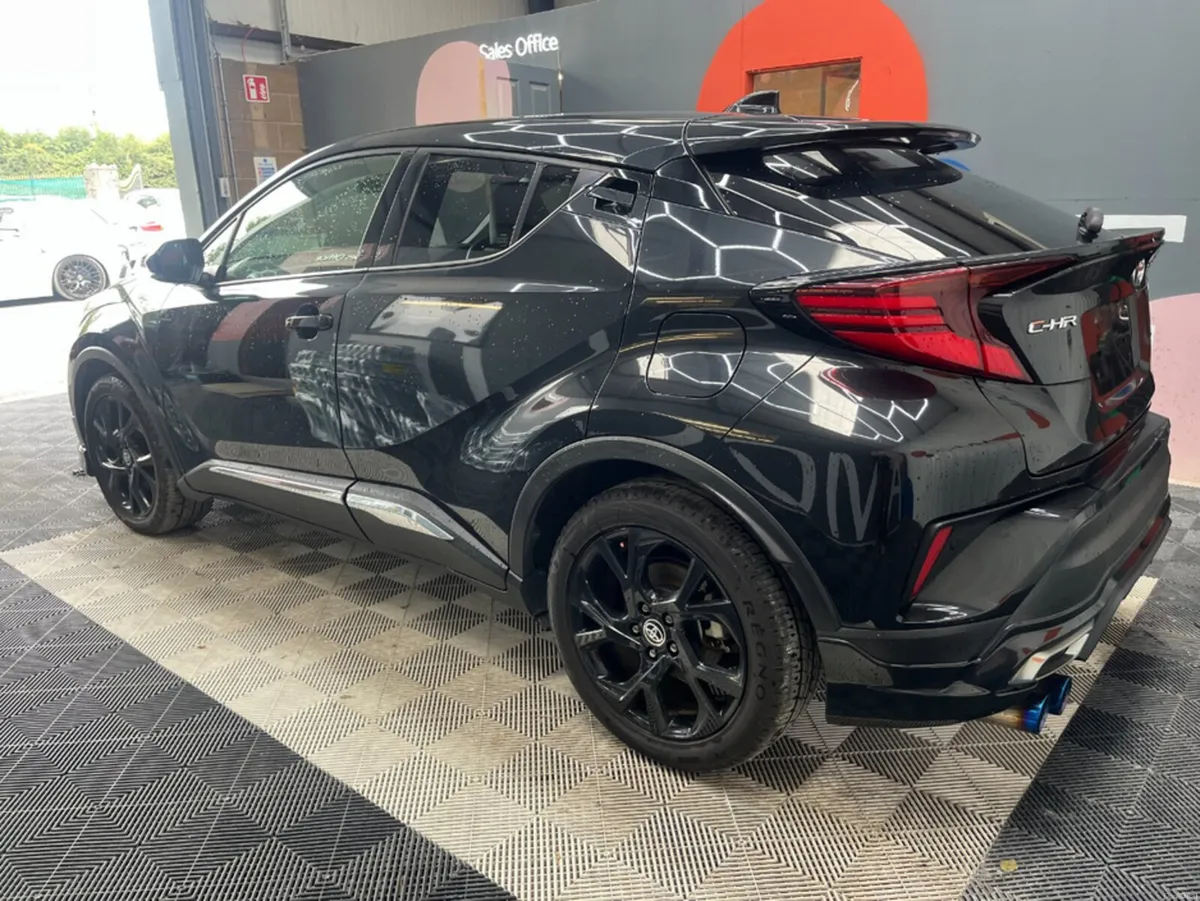 Toyota C-HR 2021 TOYOTA C-HR G MODE NERO PLUS 1.8 - Image 5