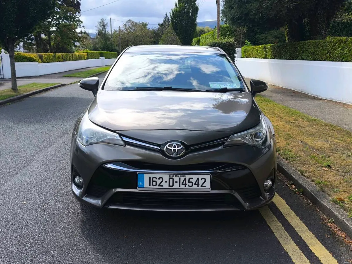 2016 AVENSIS 1.8 PETROL AUTOMATIC LUNA MODEL - Image 2