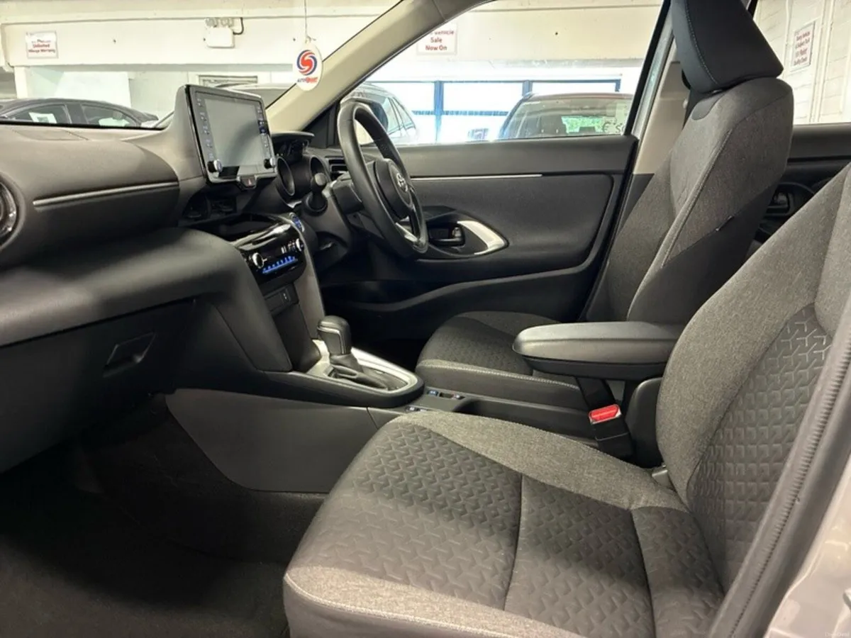 Toyota Yaris Cross LUNA - Image 6