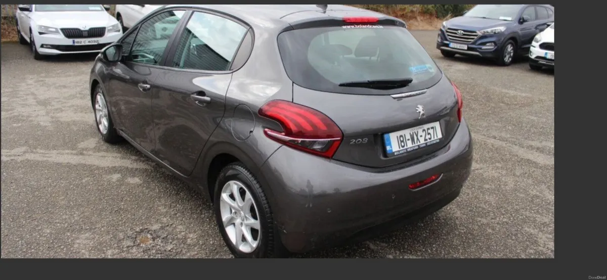 Peugeot 208 1.6 HDI 2018 - Image 6