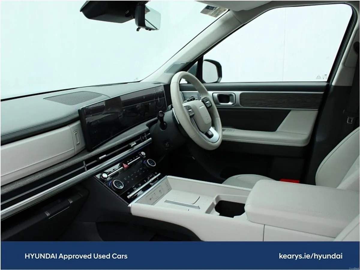 Hyundai Santa Fe 1.6 PHEV 4WD Premium - Image 5