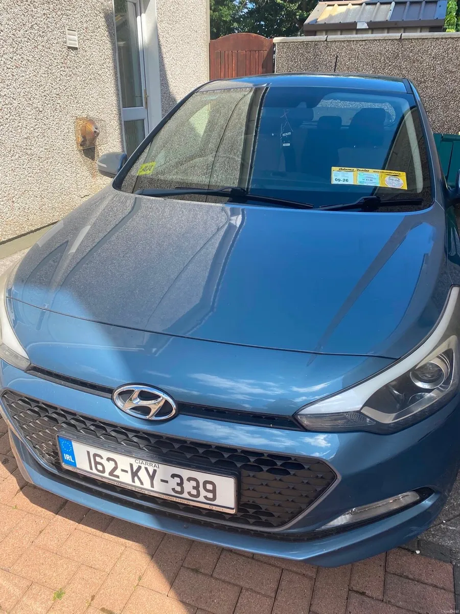 Hyundai I20 Deluxe - Image 1