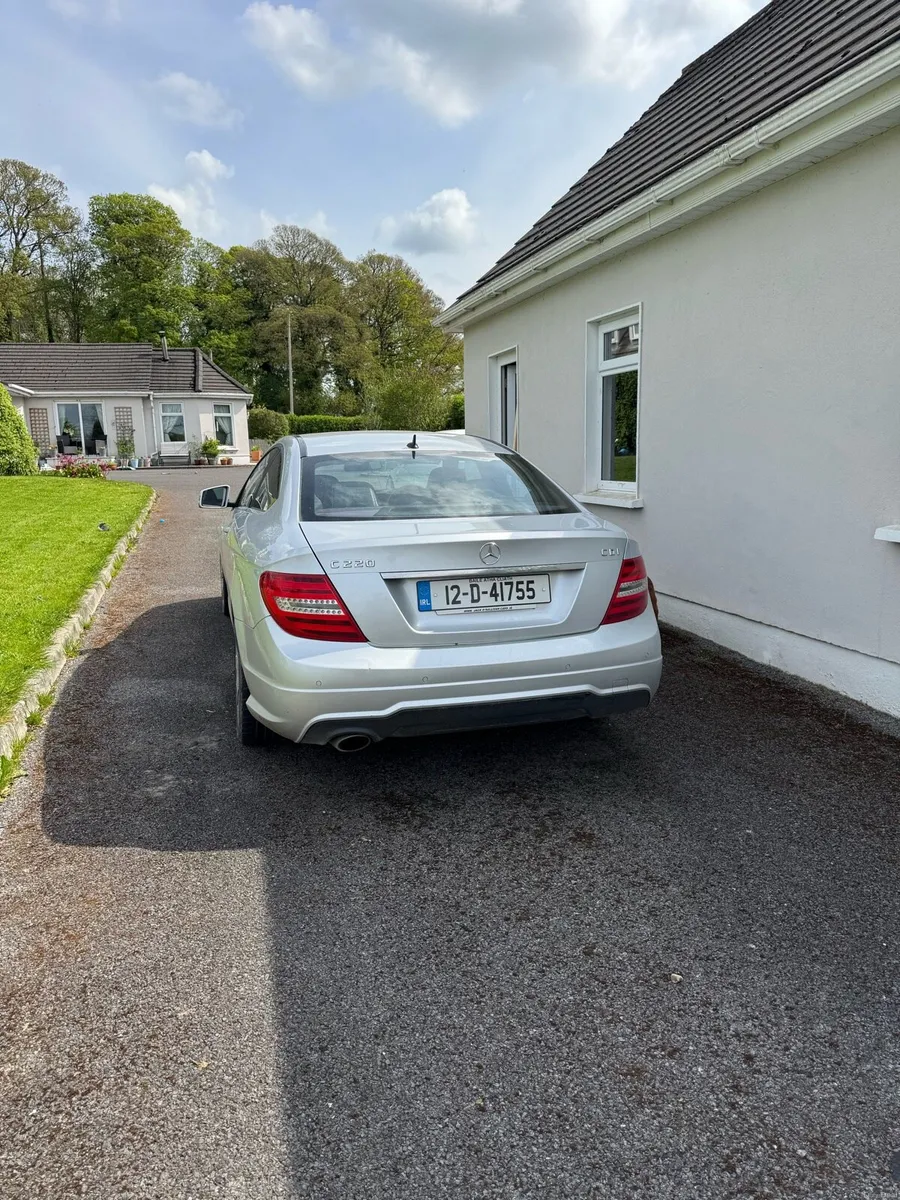 Mercedes-Benz C-Class 2012 - Image 4
