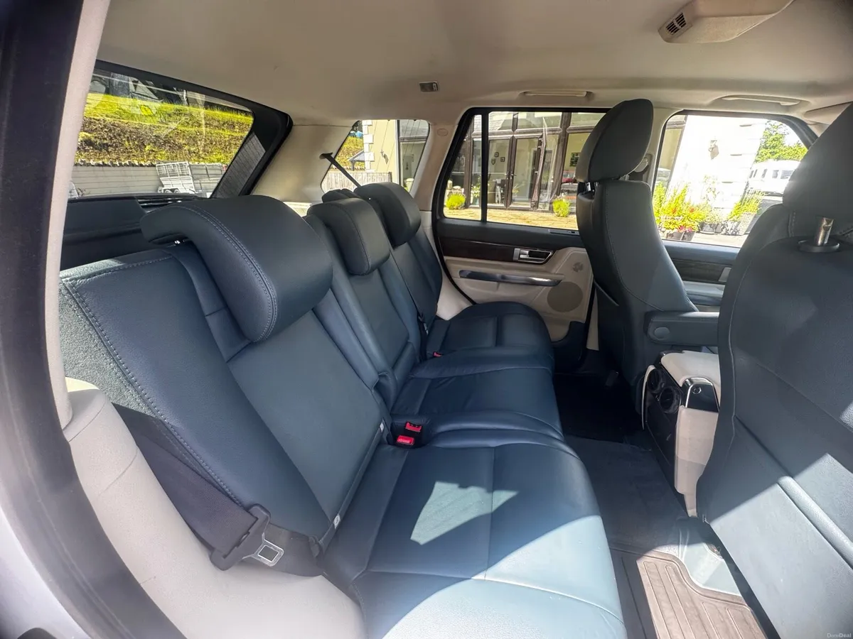 Range Rover sport - Image 5