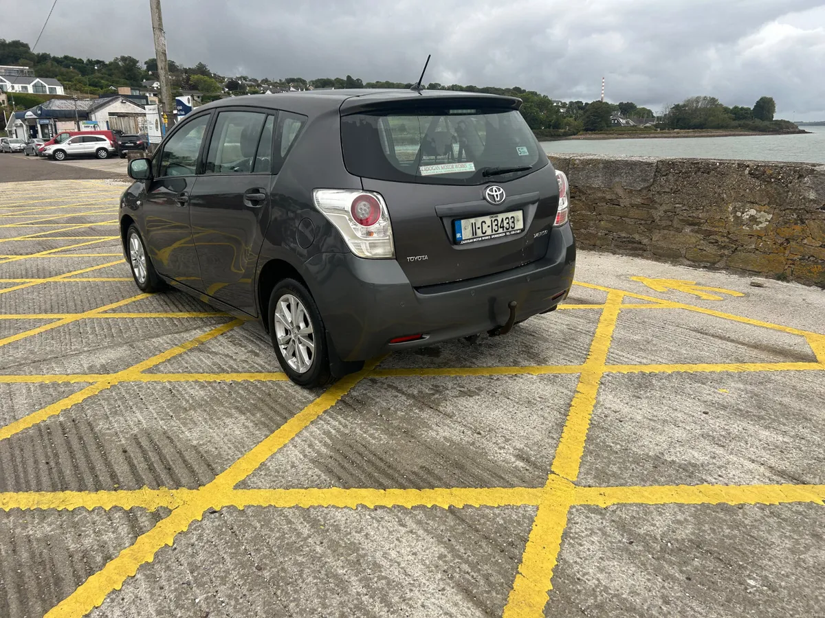 Toyota Verso Dsl. 7 Seat. 2011 - Image 5