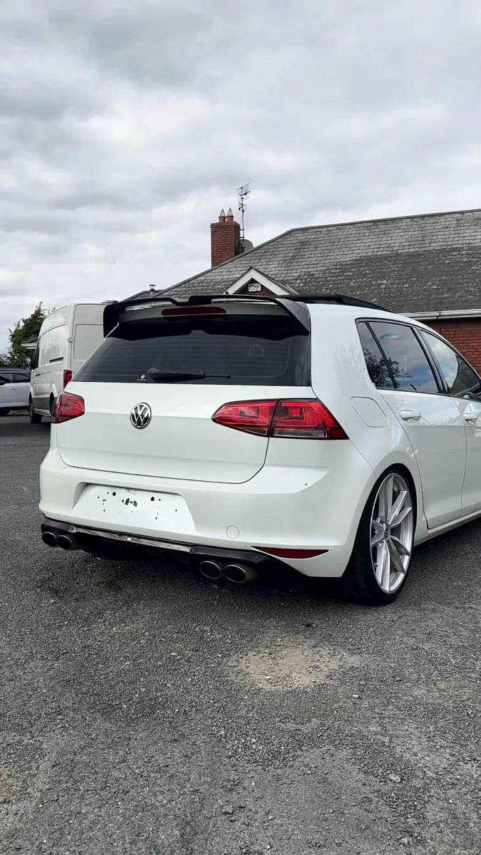 Volkswagen Golf Highline - Image 2