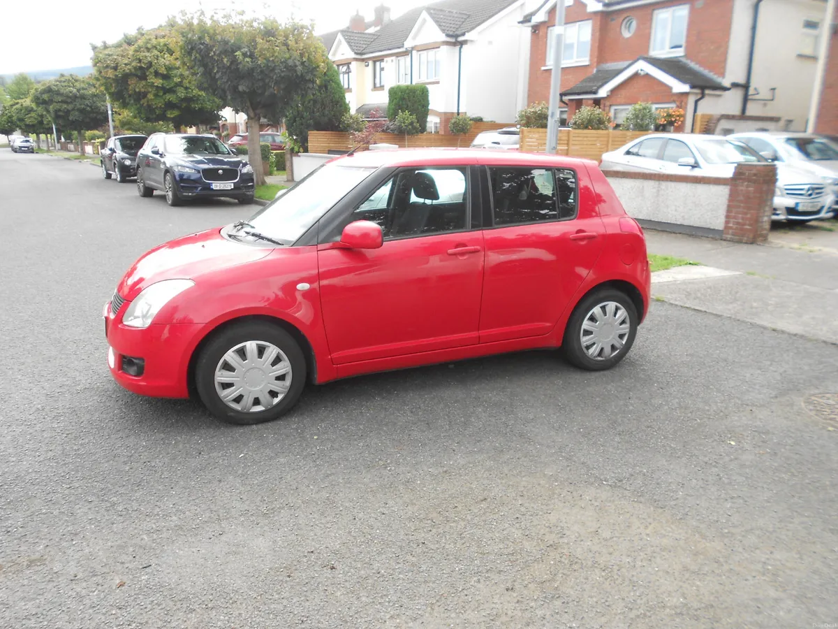 Suzuki Swift 2010 ncted 11/27 - Image 4