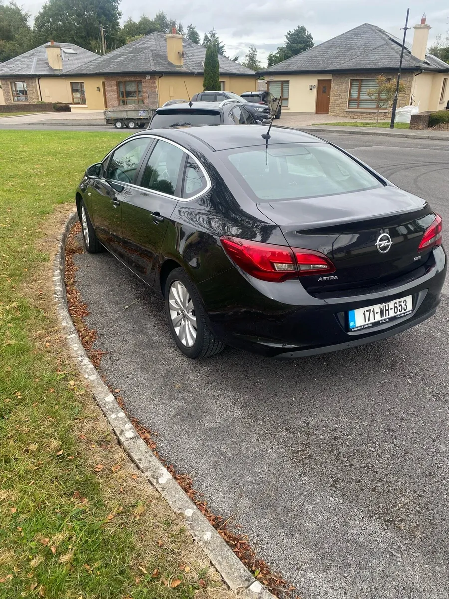 Opel Astra 2017 - Low Mileage - Image 2
