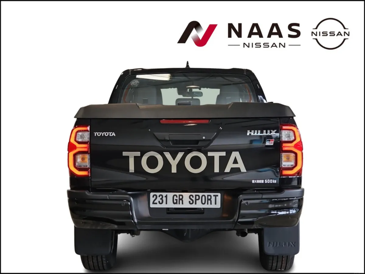 Toyota Hilux Z GR SPORT 2.4 AUTO DIESEL HYBRID - Image 5
