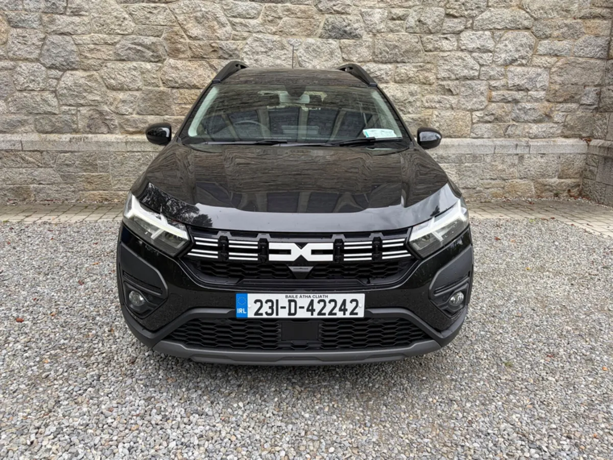 Dacia Jogger EXPRESSION TCE 110 NBI 5DR - Image 2