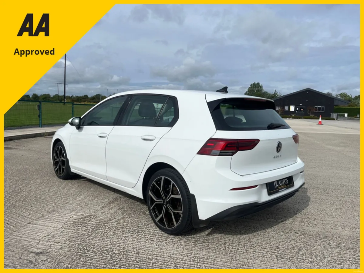Volkswagen Golf 1.0 TSI 90HP 5DR - Image 2