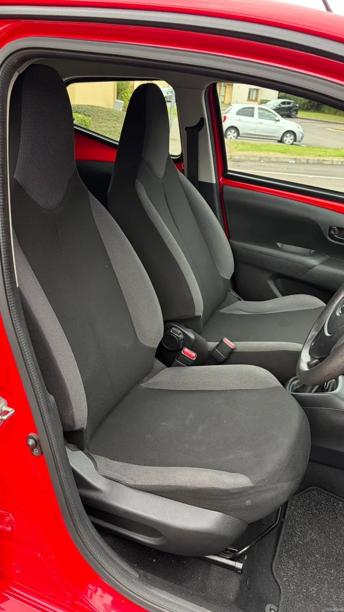 Toyota Aygo 2015 - Image 6