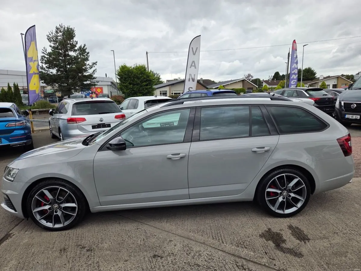 Skoda Octavia TDI VRS DSG 184PS 5DR Auto - Image 4