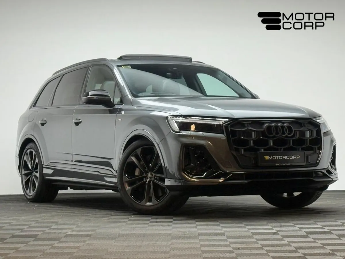 Audi Q7 S LINE BLK ED 55 TFSI E QUATTRO - Image 1