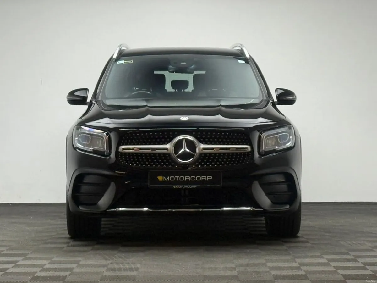 Mercedes-Benz GLB 180D AMG LINE 2.0 AUTO *7 SEATER - Image 2