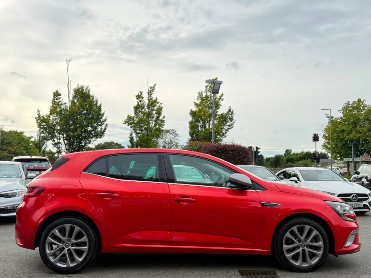 Renault Megane GT LINE NAV 1.5 DCI AUTO *LOW KMS* - Image 4