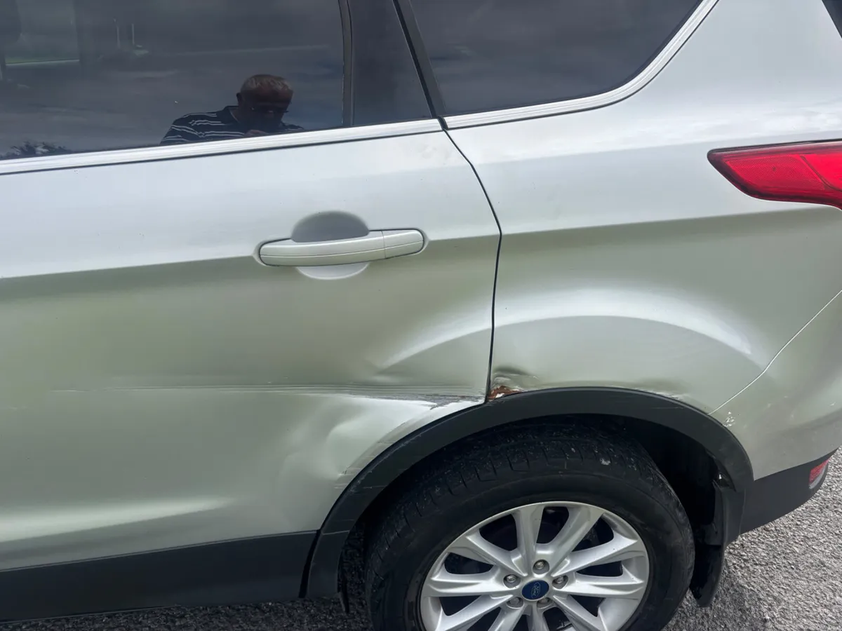 Ford Kuga 2017 - Image 6