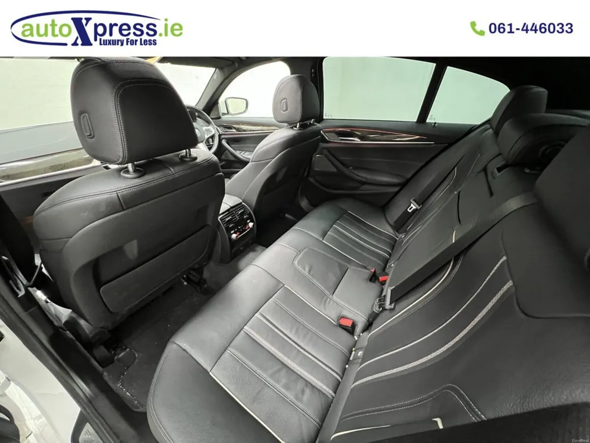 BMW 5-Series M-SPORT 523d , Panoramic sunroof, Aut - Image 6
