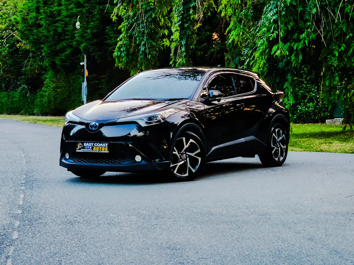 2018 Toyota C-HR  1.8 Petrol Hybrid Auto G Package - Image 4