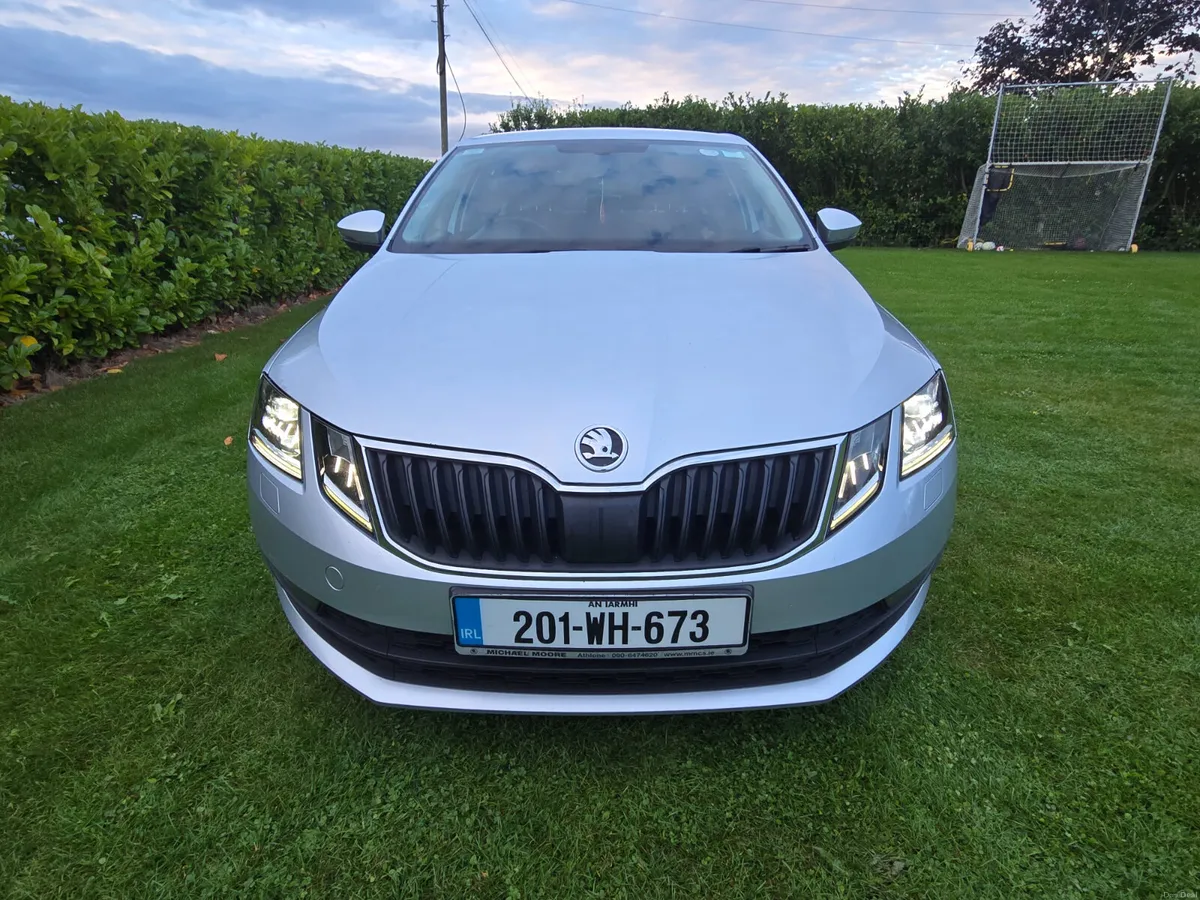 201 Skoda Octavia 1.6 Diesel Soleil  Model - Image 4