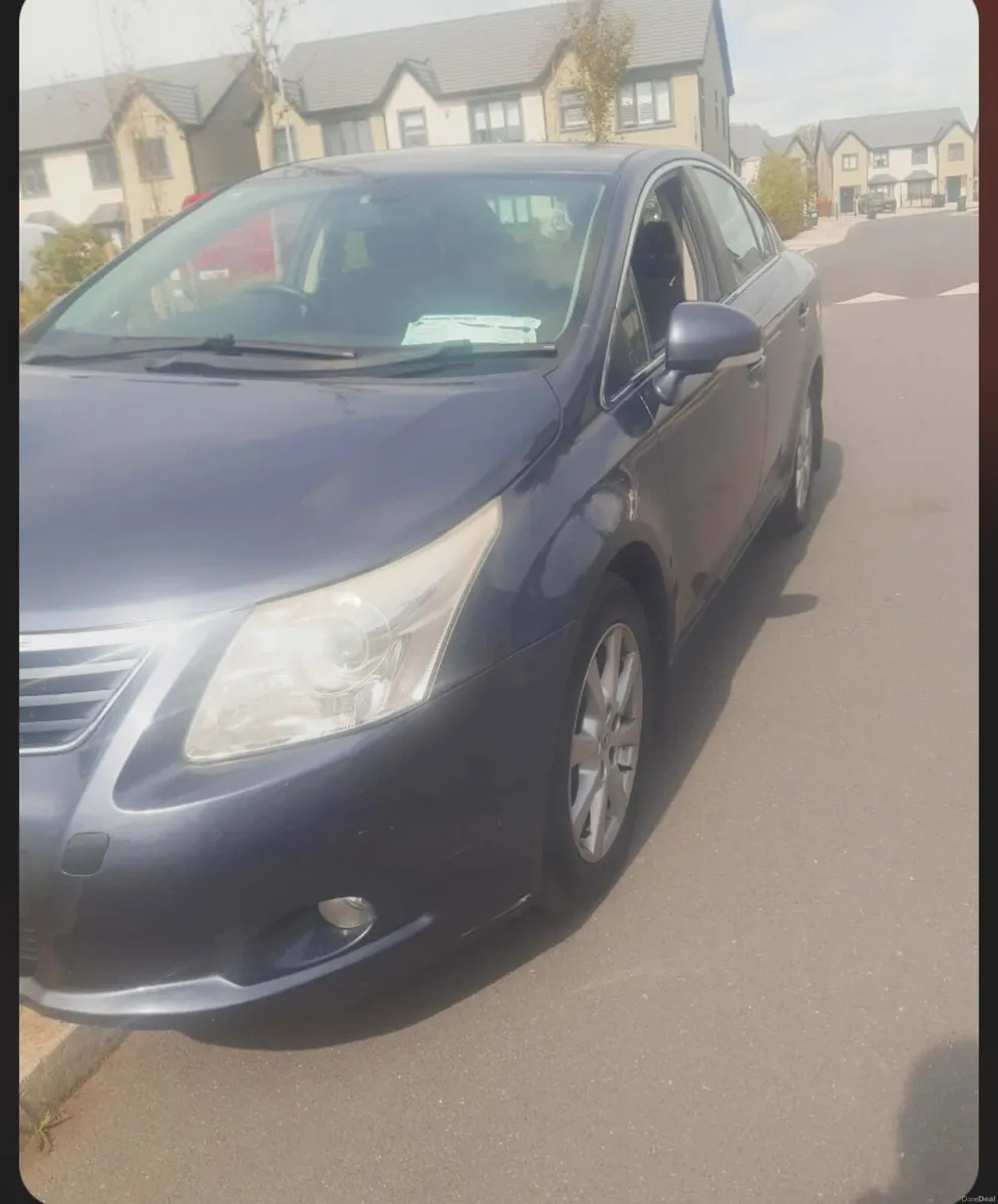 Toyota Avensis 2011 - Image 3