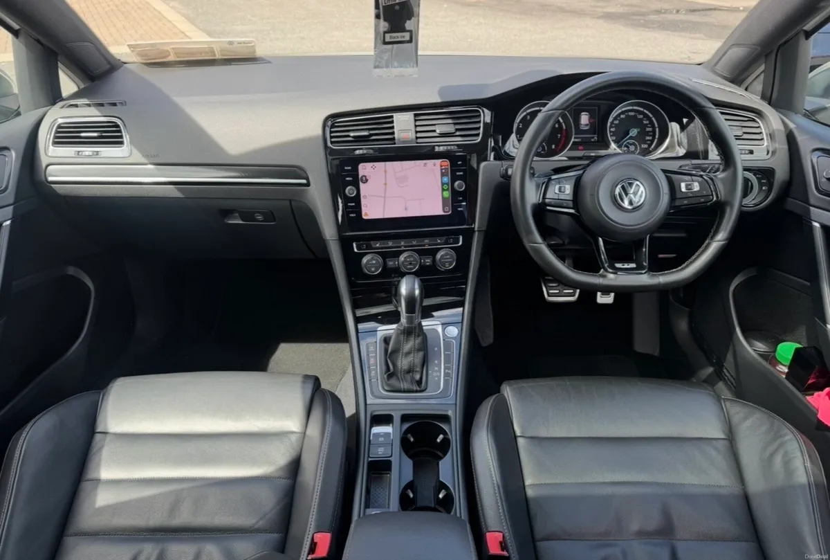 Volkswagen Golf R Oryx White - Image 5