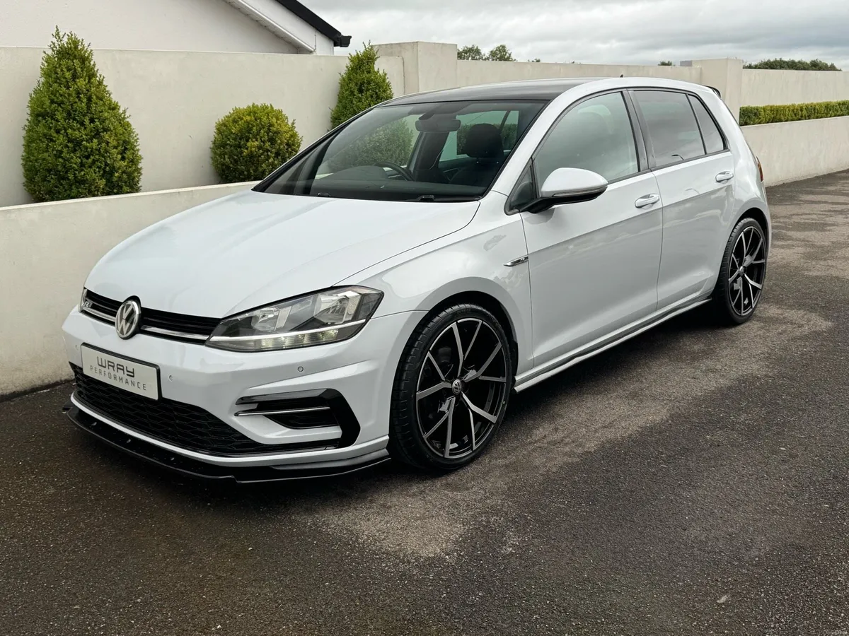 2017 Volkswagen Golf R-Line 2.0 TDI 150 - Image 1