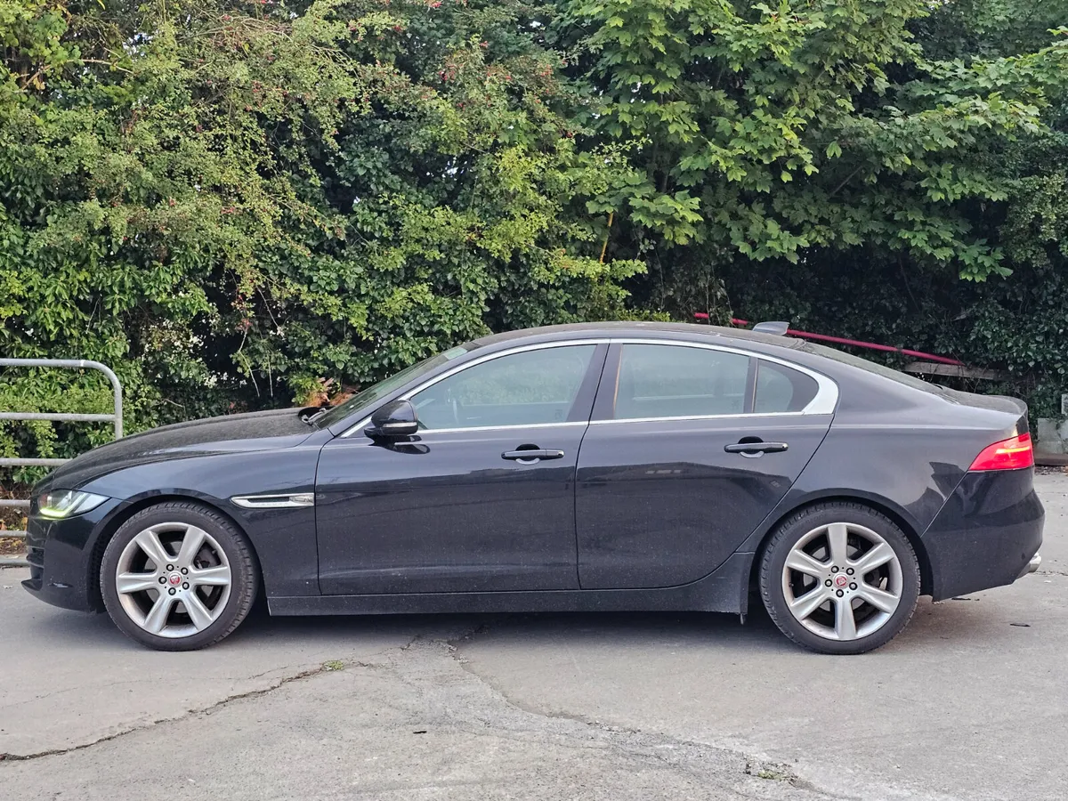 €6999 Jaguar XE 2017 automatic diesel ⛽️ €6999 - Image 4