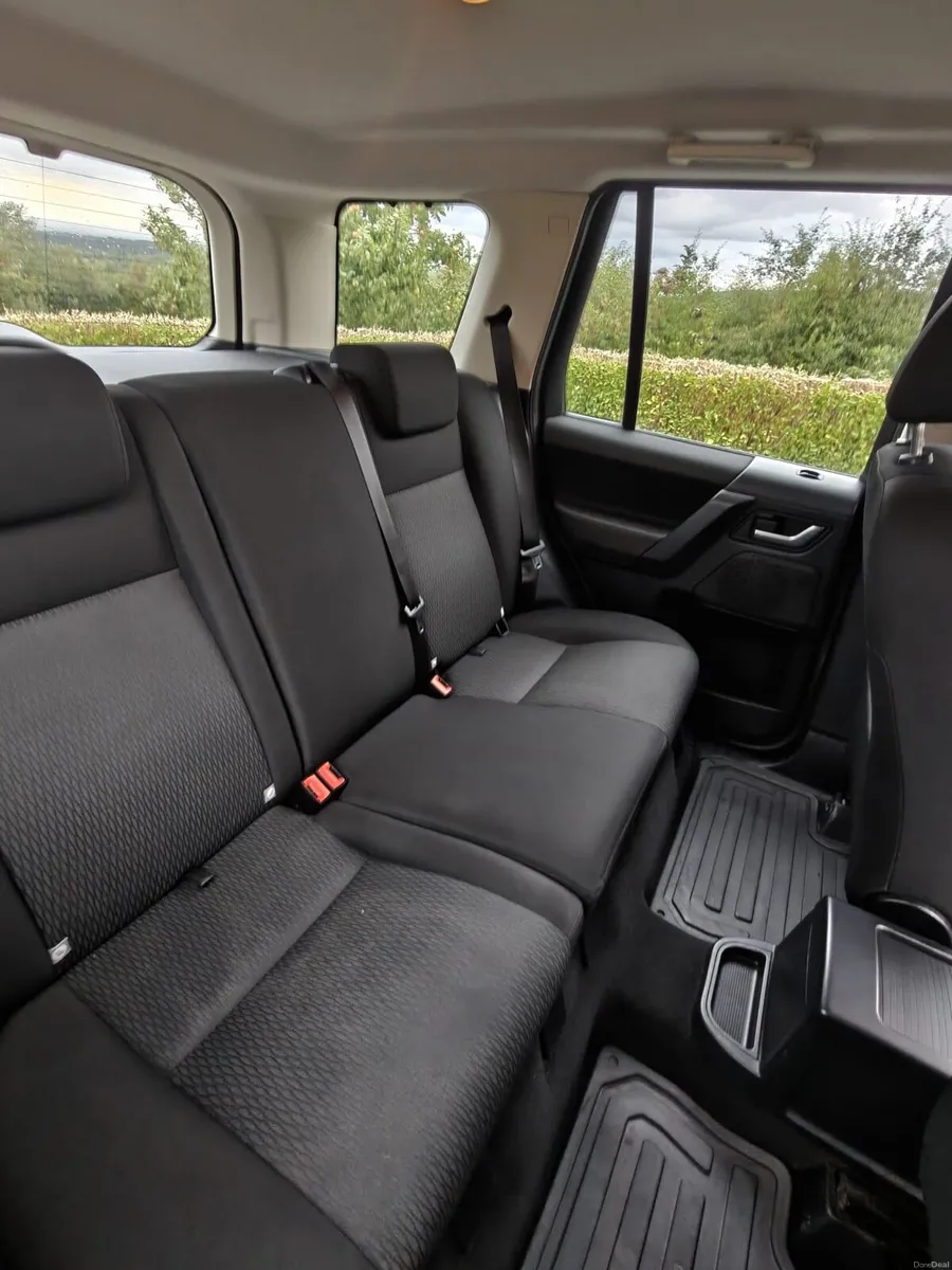 Land Rover Freelander 2 - Image 6