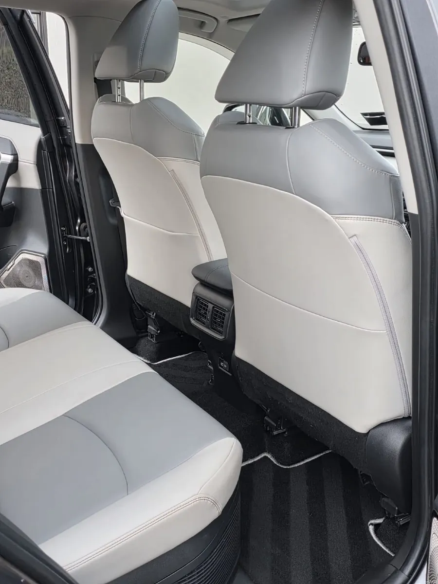 242 Toyota RAV4 Hybrid Platinum Hybrid - 29,325km - Image 5