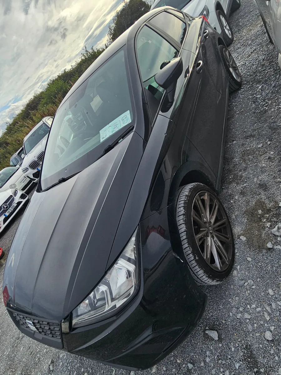 €8990 SEAT Ibiza 2019 petrol ⛽️ €8990 - Image 4