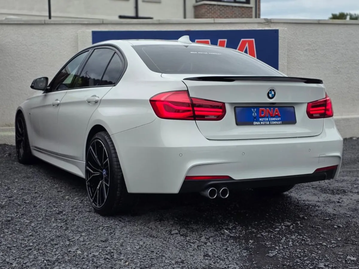 BMW 3-Series 320i MSPORT - LOW KMS - M PERFORMANCE - Image 5