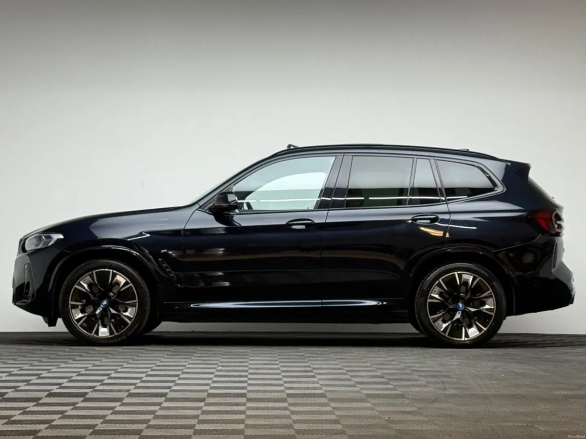 BMW iX3 M SPORT PRO - Image 4