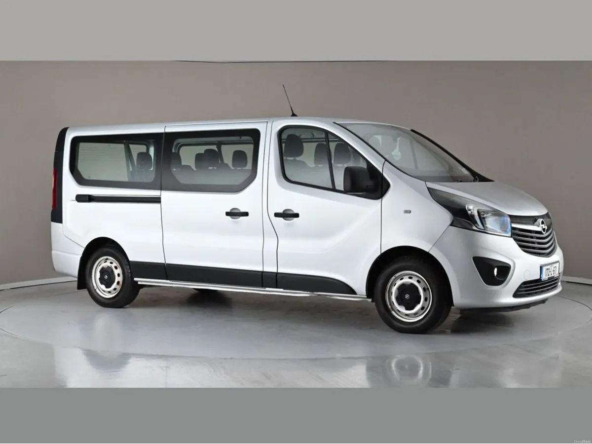Opel Vivaro -B Combi 2900 L2H1 Biturbo 125PS - Image 1