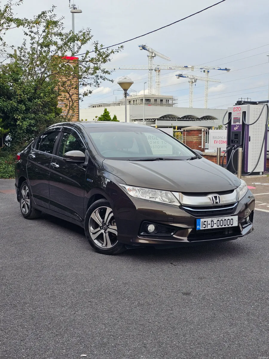 Honda Grace Automatic 2015 Hybrid - Image 3
