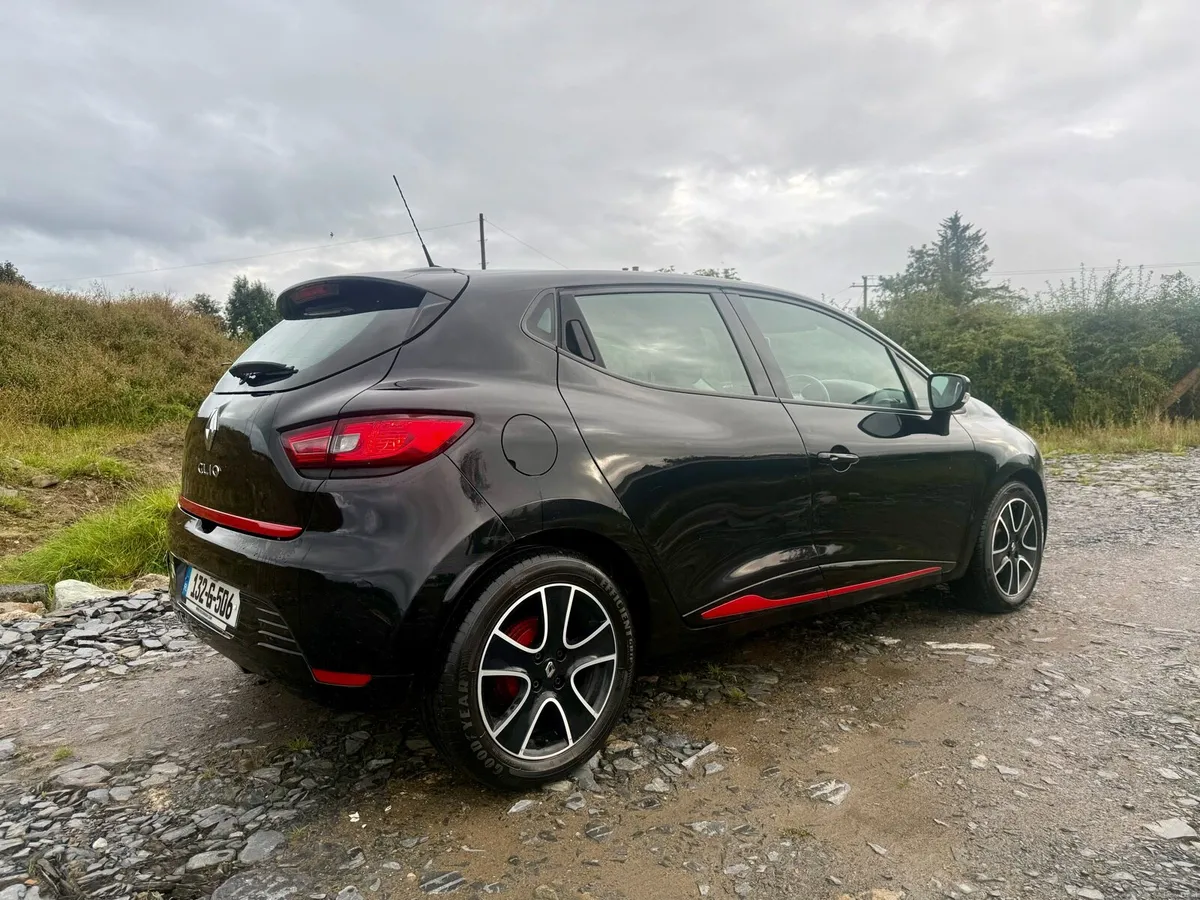 2013 Renault Clio dynamique 1.2 petrol 4dr - Image 4