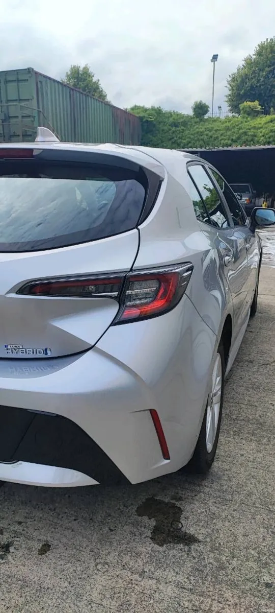 2022 Toyota Corolla 1.8 Hybrid Luna – ONLY 18,000 - Image 6