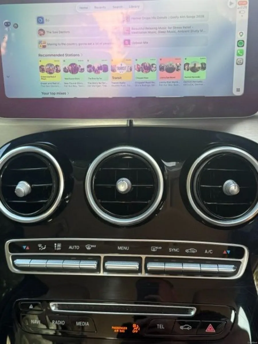 Mercedes-Benz C-Class 2018 - Image 5