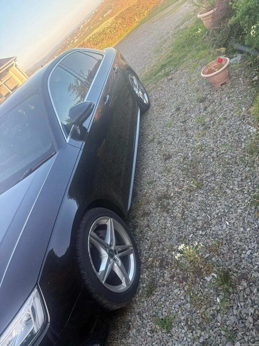 Audi A4 2018 - Image 3