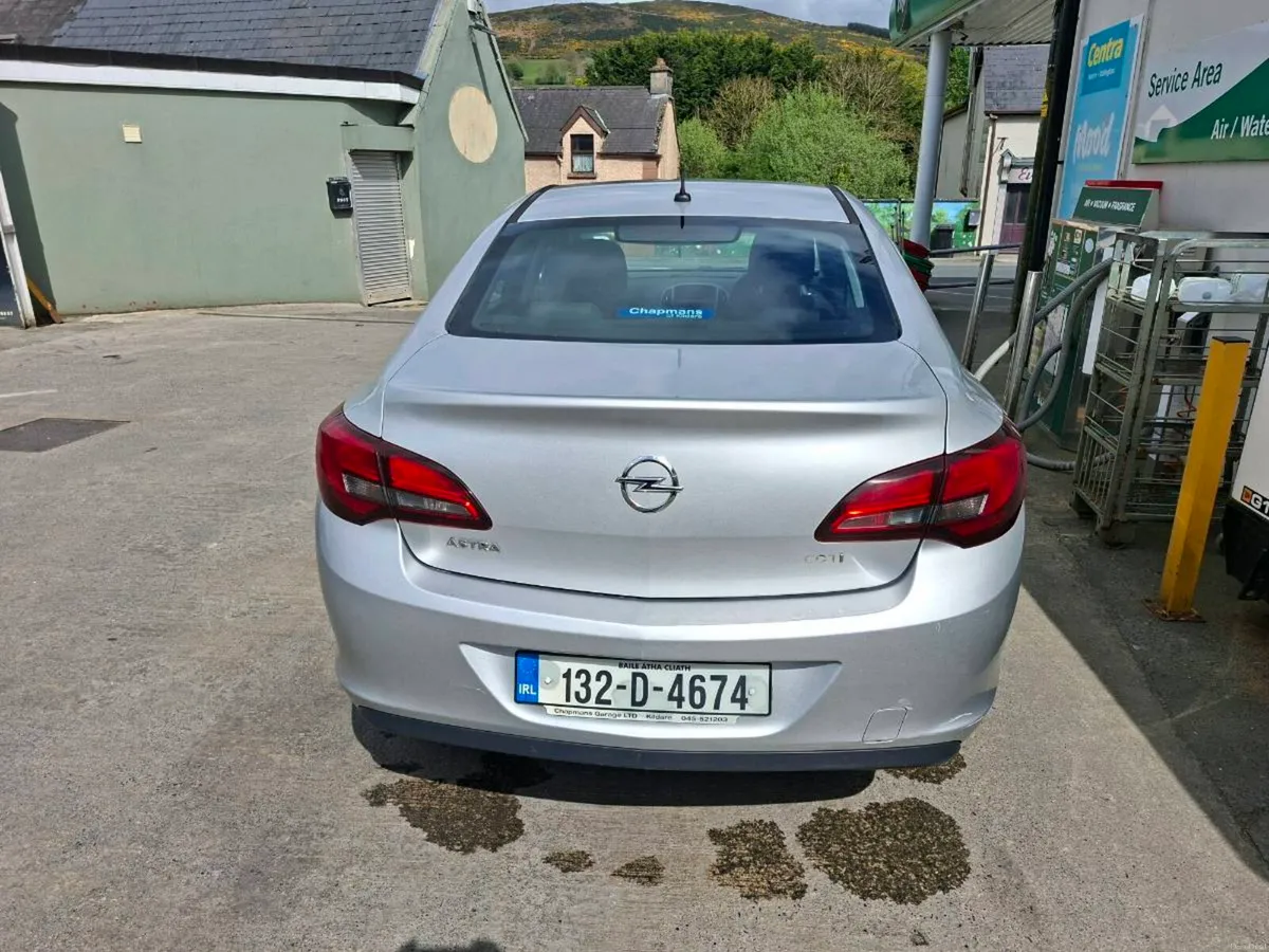 Opel Astra - Image 4