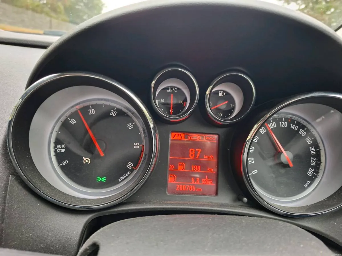 Opel Astra - Image 6