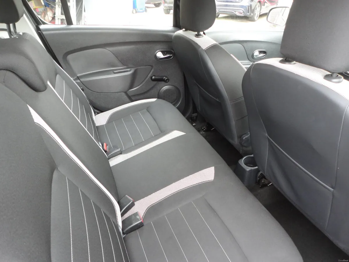Dacia Sandero Stepway 2020 - Image 6