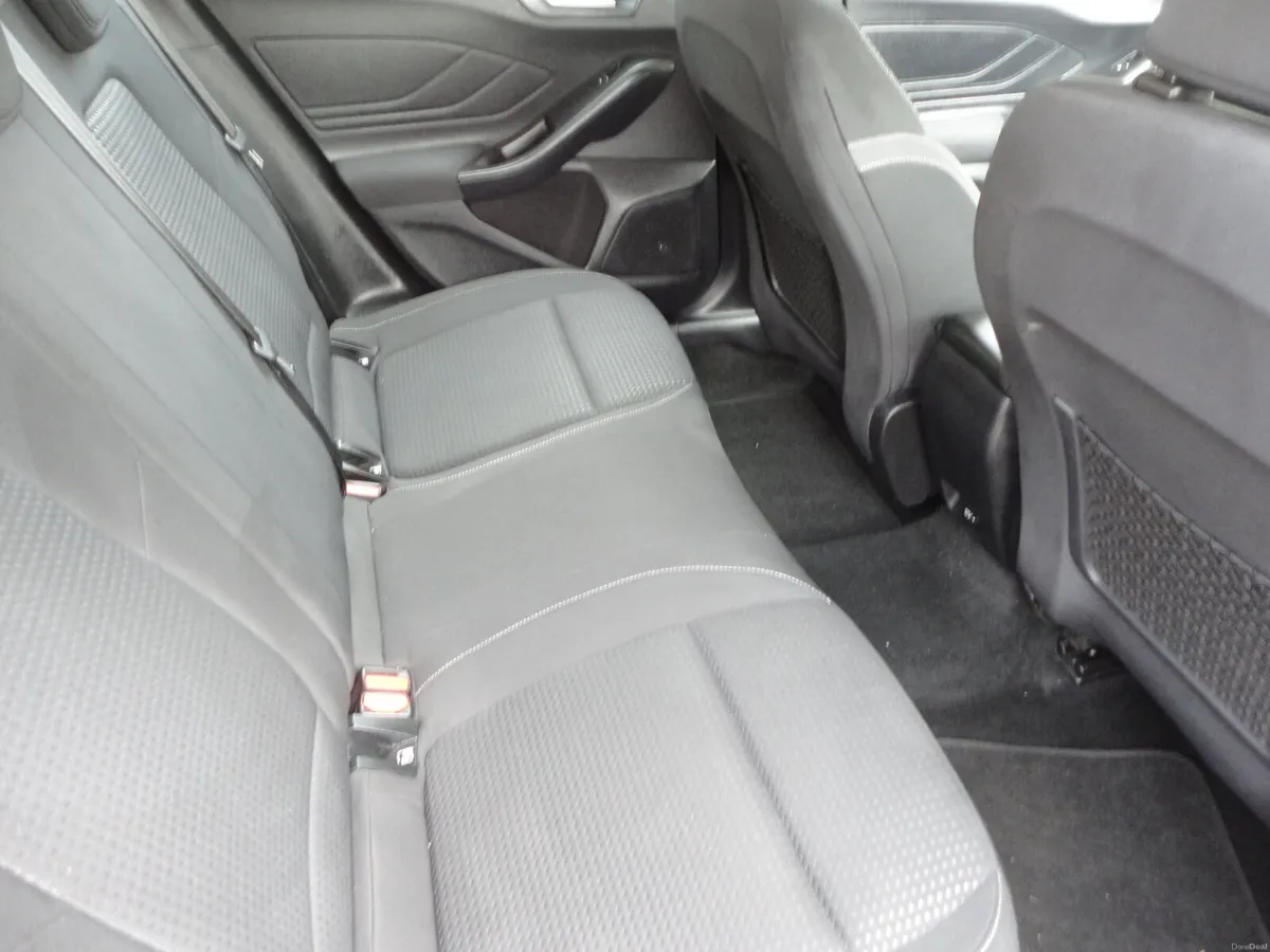 Ford Focus 2020 - Image 6