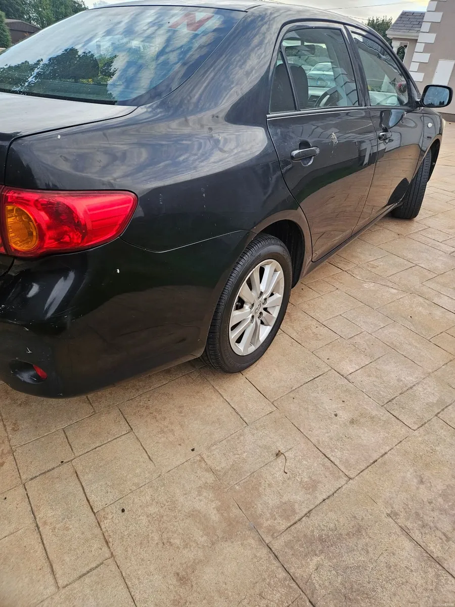 Toyota Corolla 2010 - Image 6