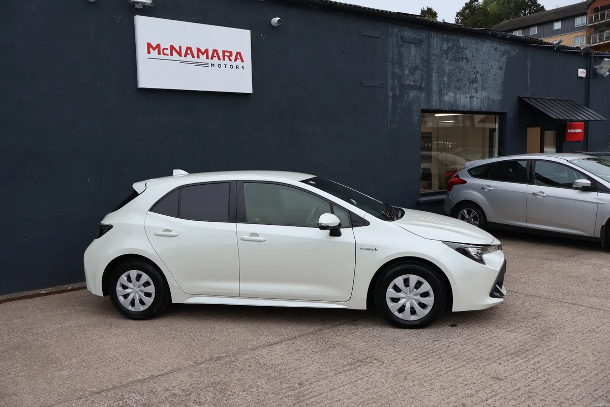 Toyota Corolla Sport Hybrid Low Km's Exceptional! - Image 2