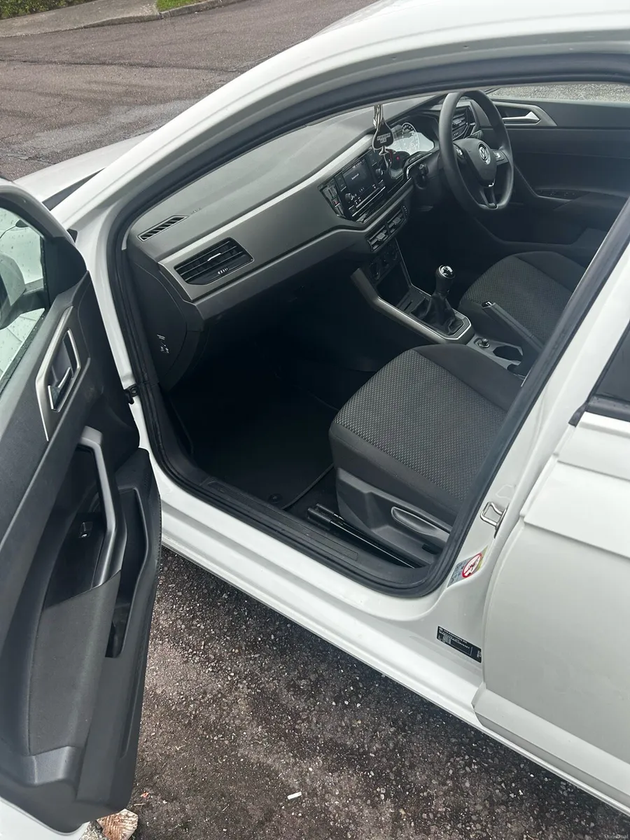Volkswagen Polo - Image 6