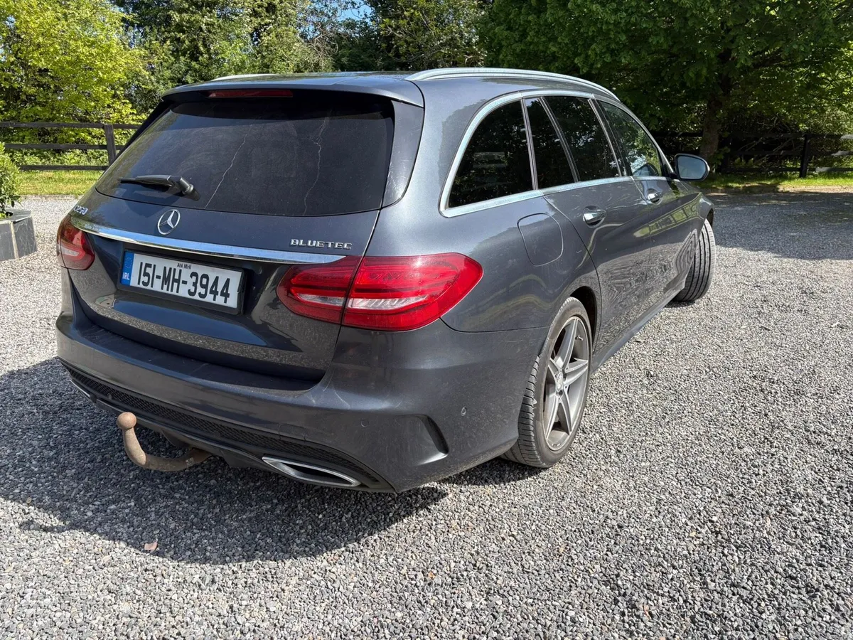 Mercedes 250 - Image 3