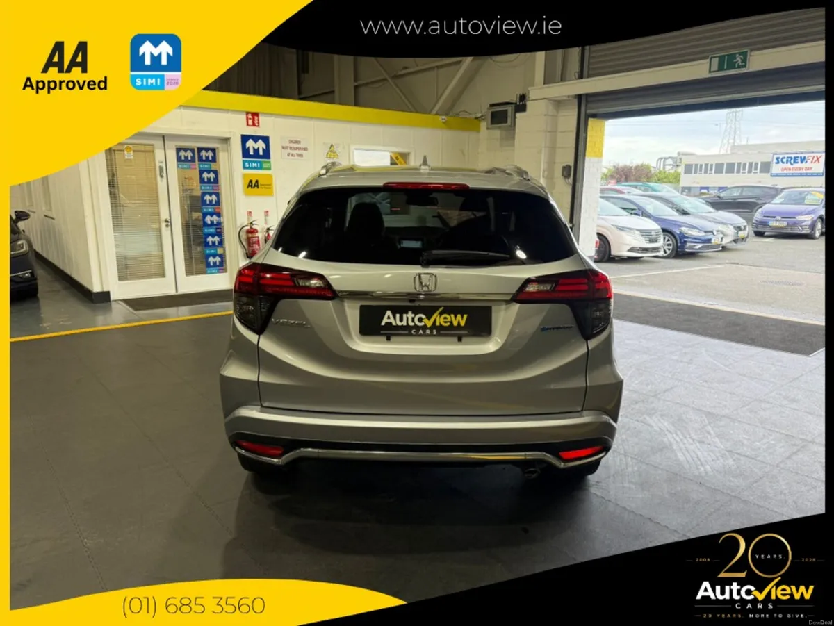 Honda Vezel 1.5 Self-Charging Hybrid Automatic. AA - Image 6